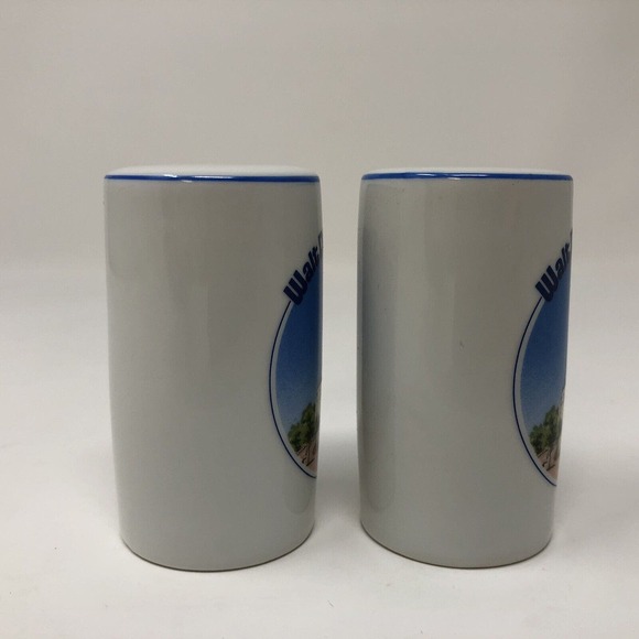 Cinderellas Castle Salt Pepper Shaker Walt Disney World 2.5" Made in Japan - Picture 5 of 8